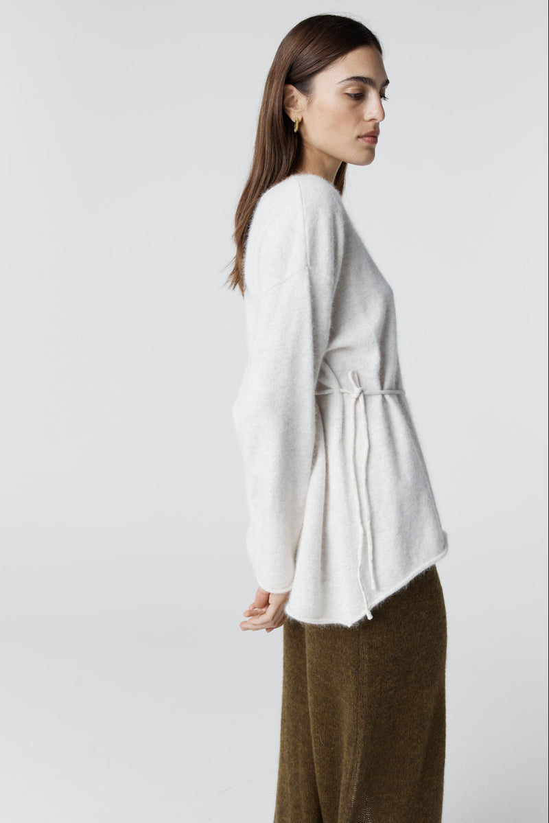 LEAN ON ME JUMPER