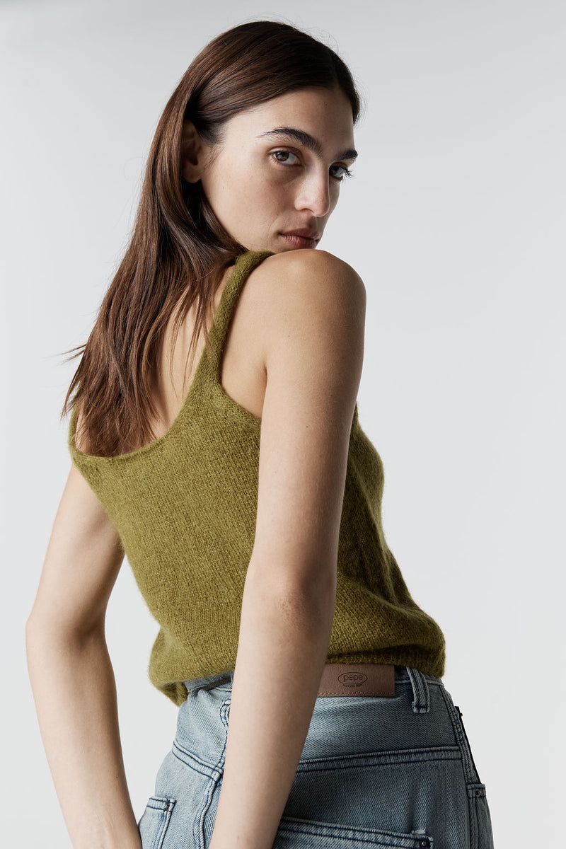 CICI CABLE KNIT SINGLET