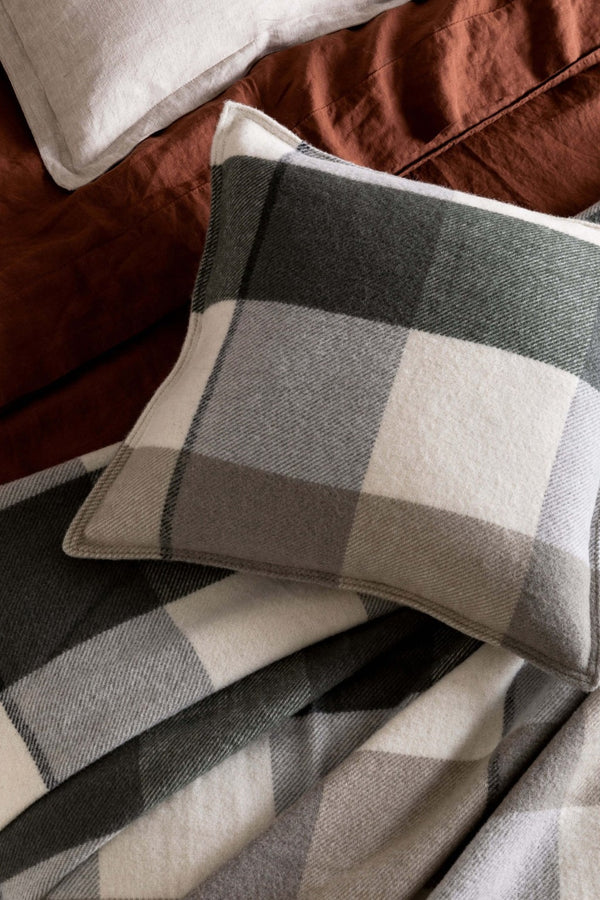 ALBY EUCALYPT WOOL BLANKET