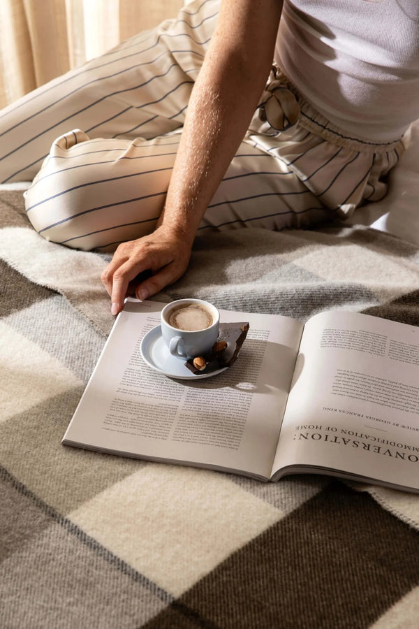 ALBY CHOCOLATE WOOL BLANKET