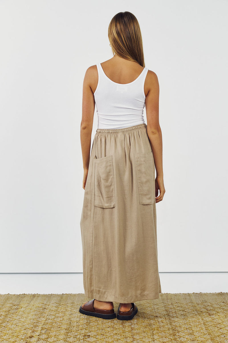 WANDERING SKIRT