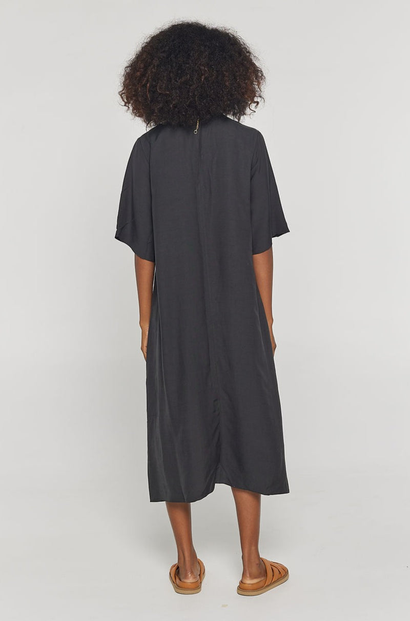 KEY WEST Black Midi Dress - back