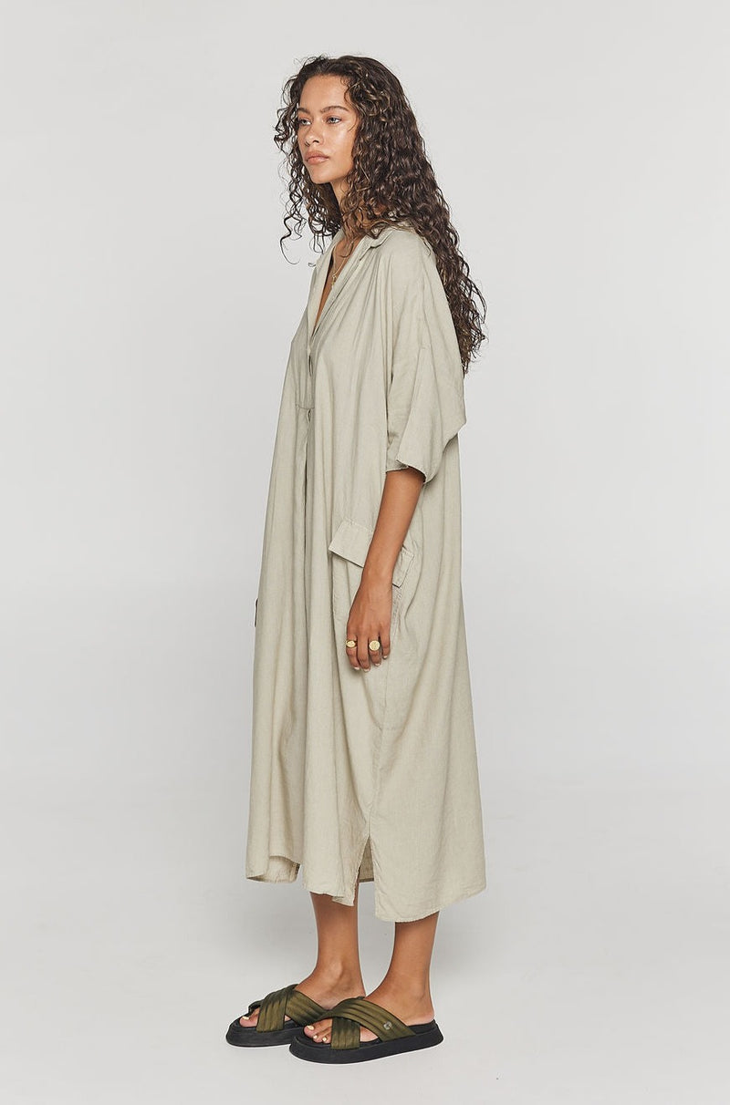 FRIDA Relaxed Midi Dress - Sage