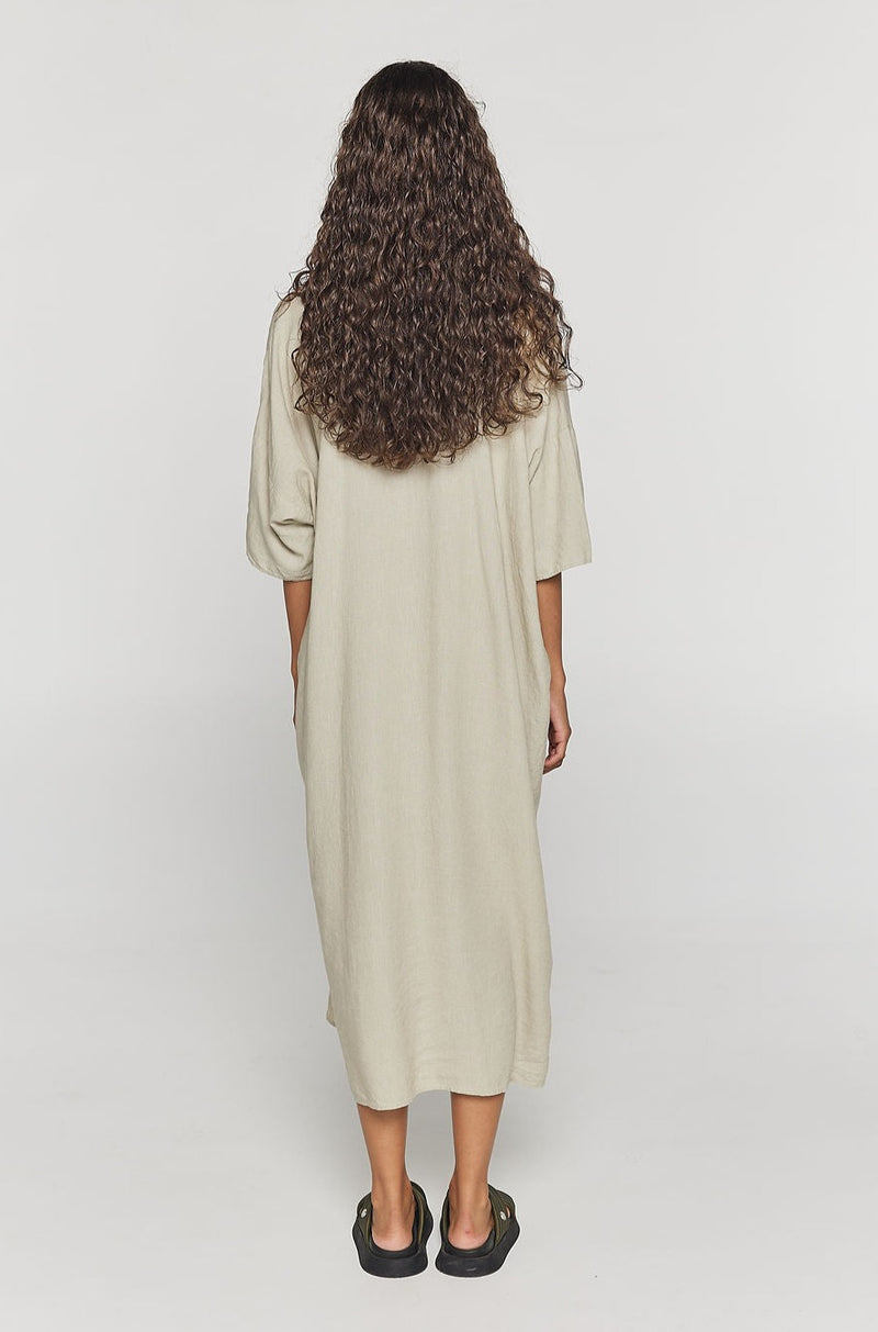 FRIDA Relaxed Midi Dress - Sage