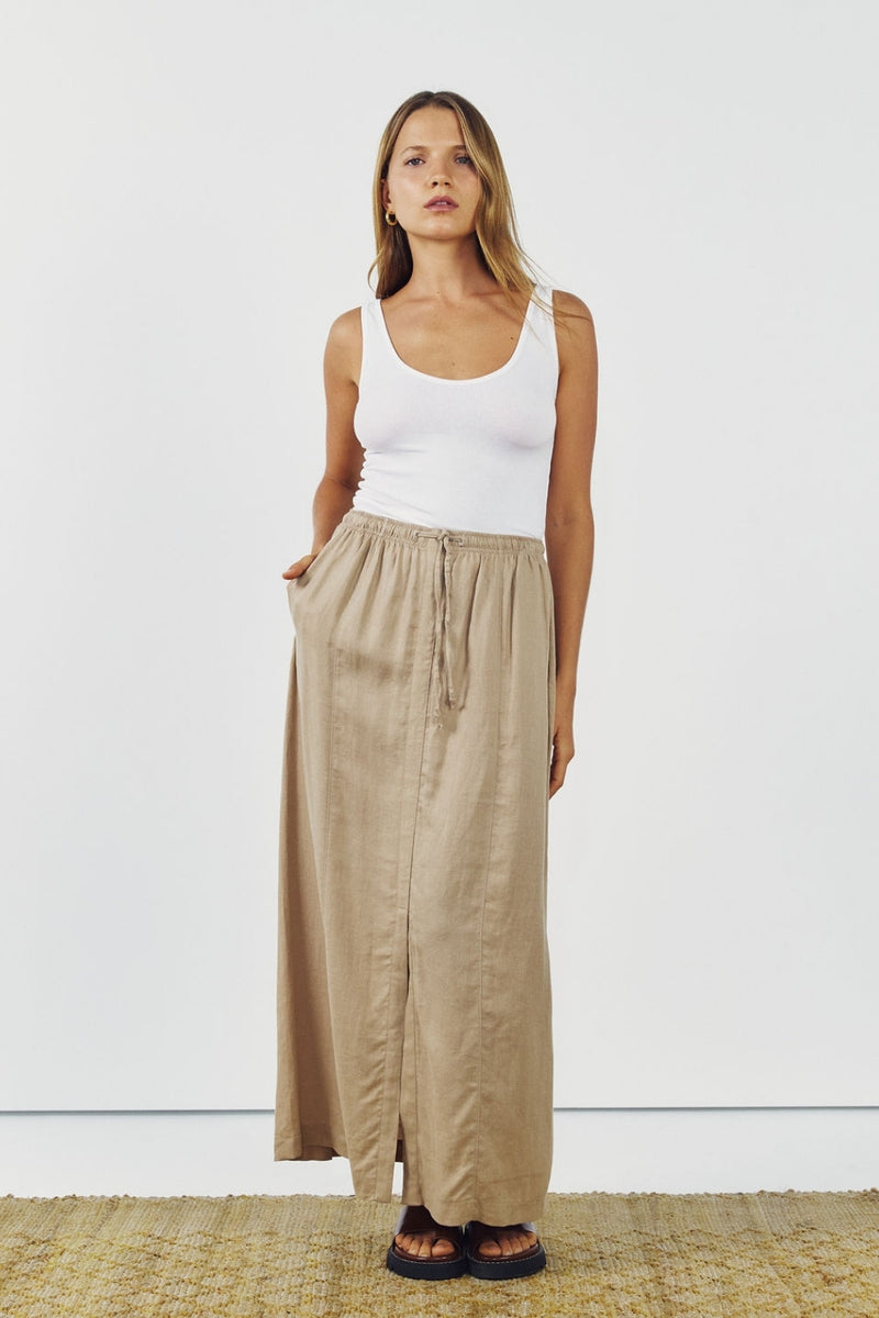 WANDERING SKIRT