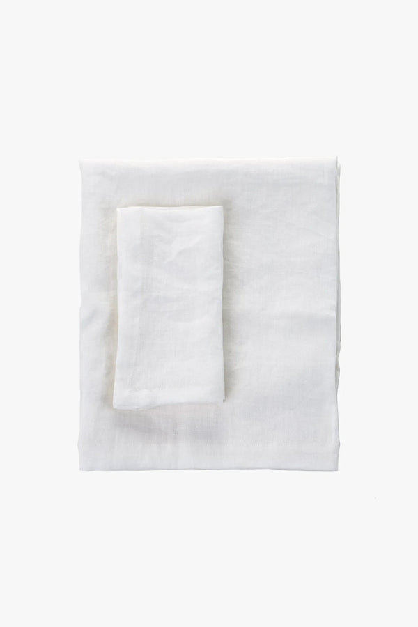 MOSS LINEN TABLE CLOTHS