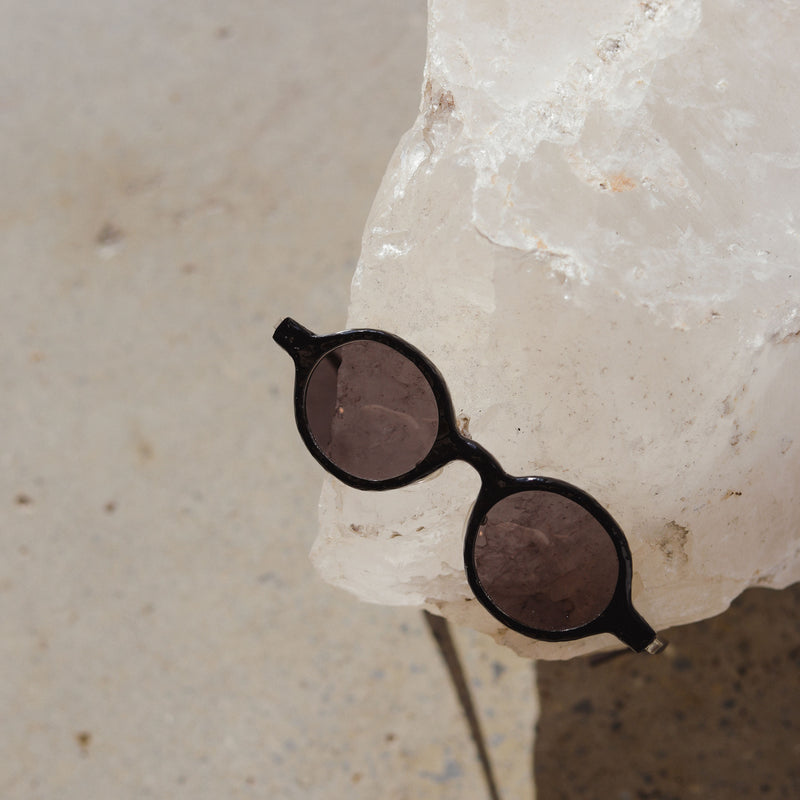 BLACK BIRD SUNGLASSES