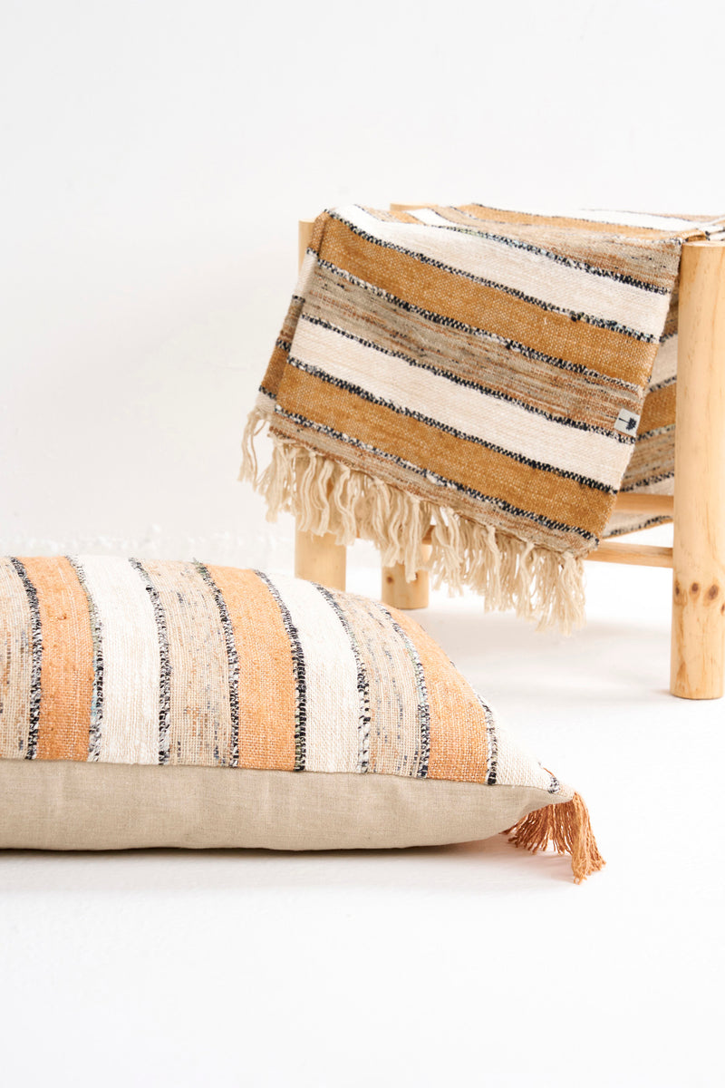 PACHA THROW