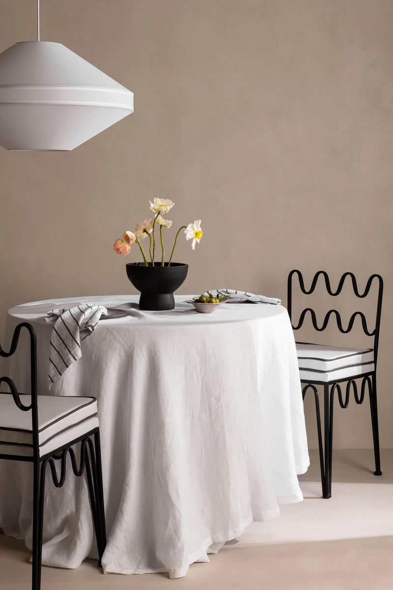 MOSS LINEN TABLE CLOTHS