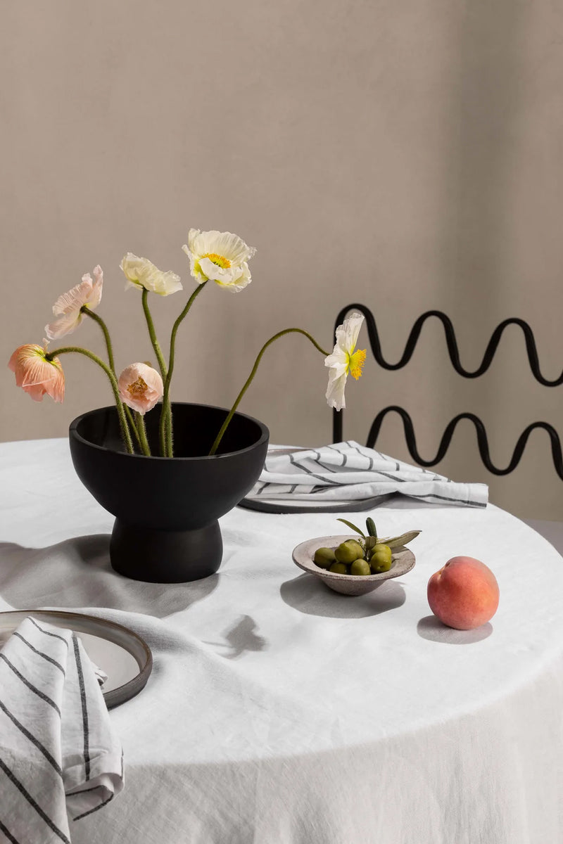 MOSS LINEN TABLE CLOTHS